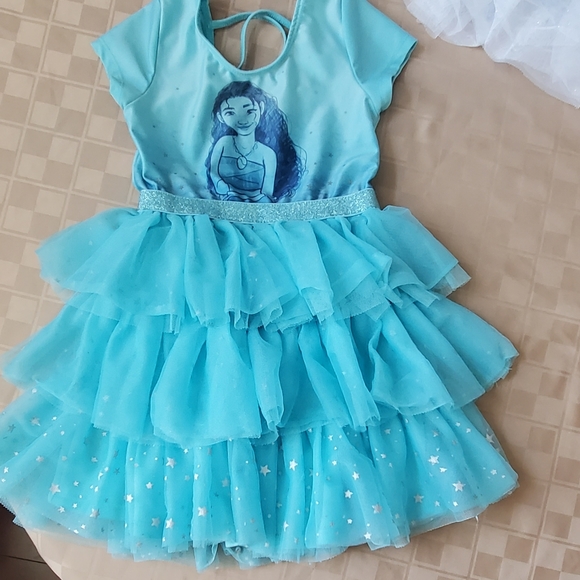 Disney Princess Dresses Size 3T - Picture 2 of 8
